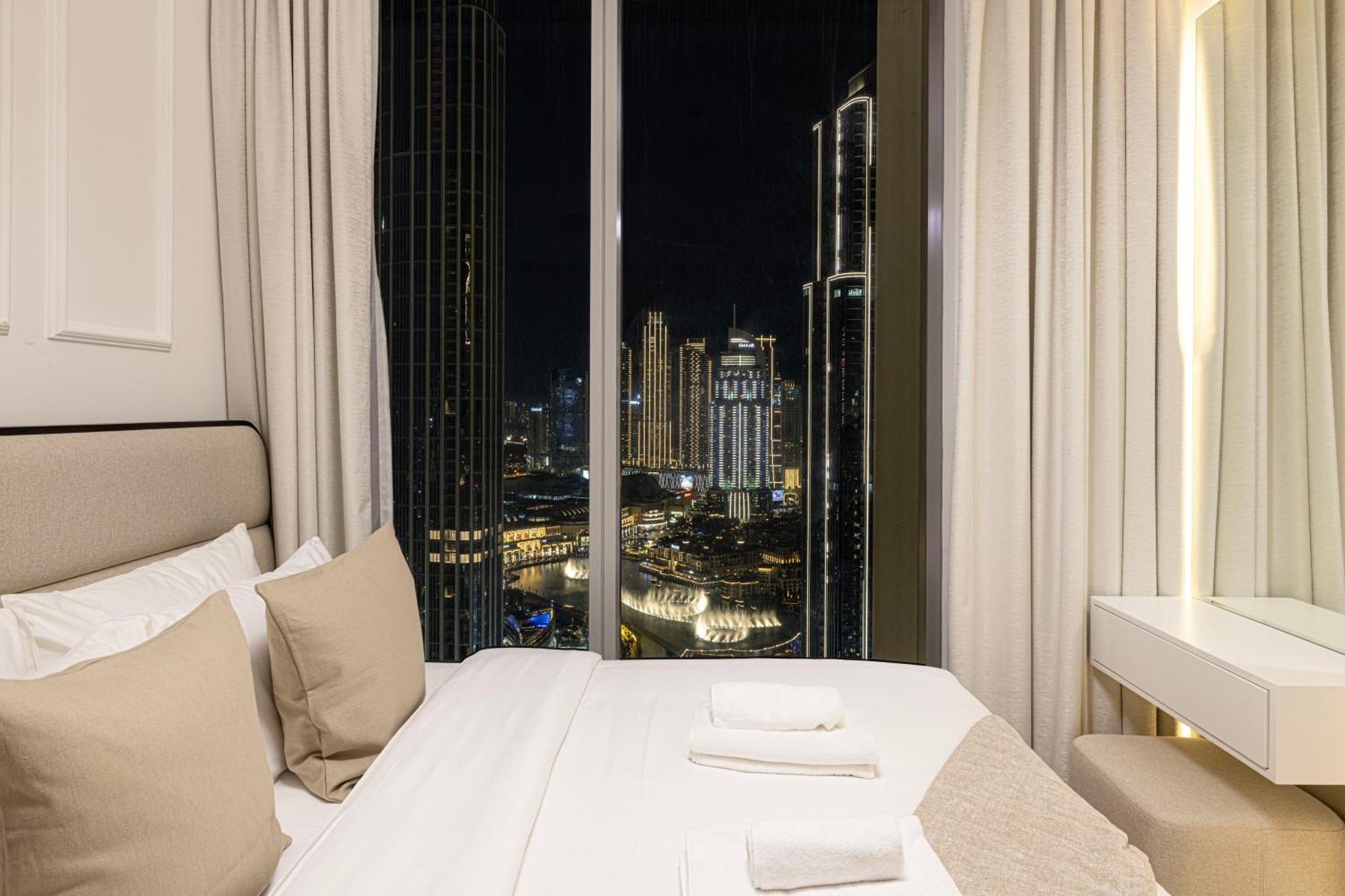 Apartment Luxury 4br Burj Khalifa & Fountain Views